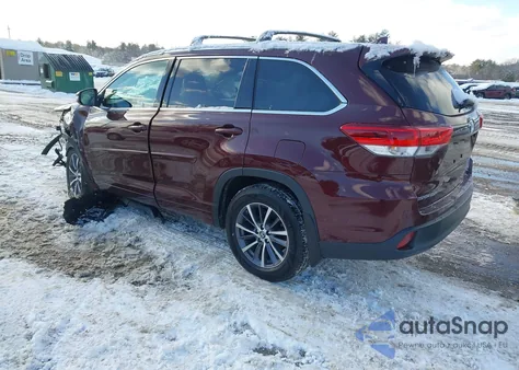 2018 Toyota Highlander Xle from USA, damaged, VIN 5TDJZRFH9JS834035